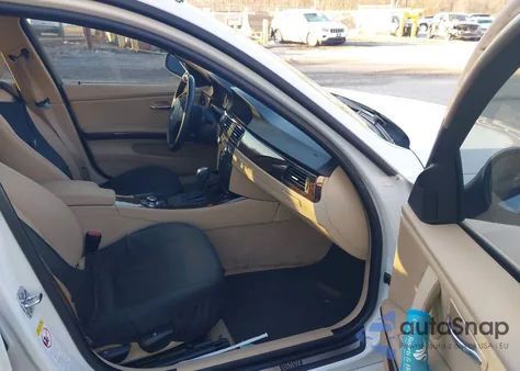 2009 BMW 328I z USA, uszkodzony, nr VIN WBAPH575X9NL78779